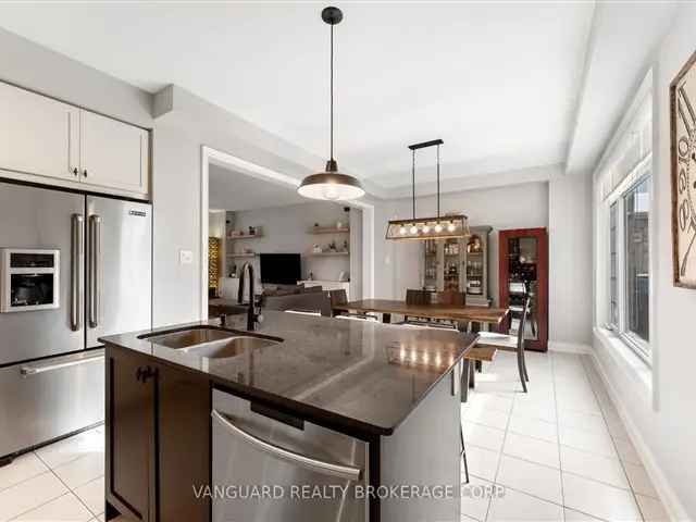 Townhouse For Sale in Vaughan, Ontario