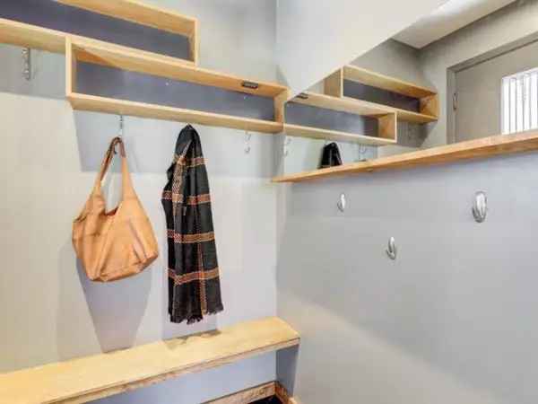 5-Bedroom Bungalow for Sale in Saint-Lambert
