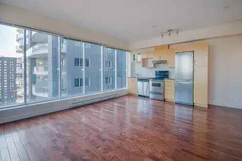 1 room apartment of 107 m² in Montreal