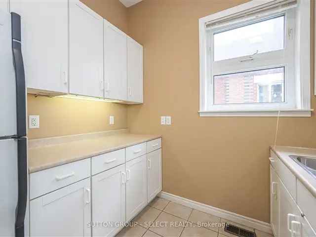 Yellow Brick Bungalow 2 Bed 2 Bath Guest Suite Rental Income Potential