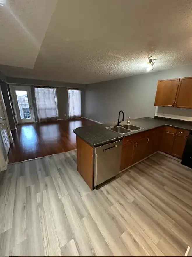 Rent 2 Bedroom Condo in Silverberry with Modern Amenities