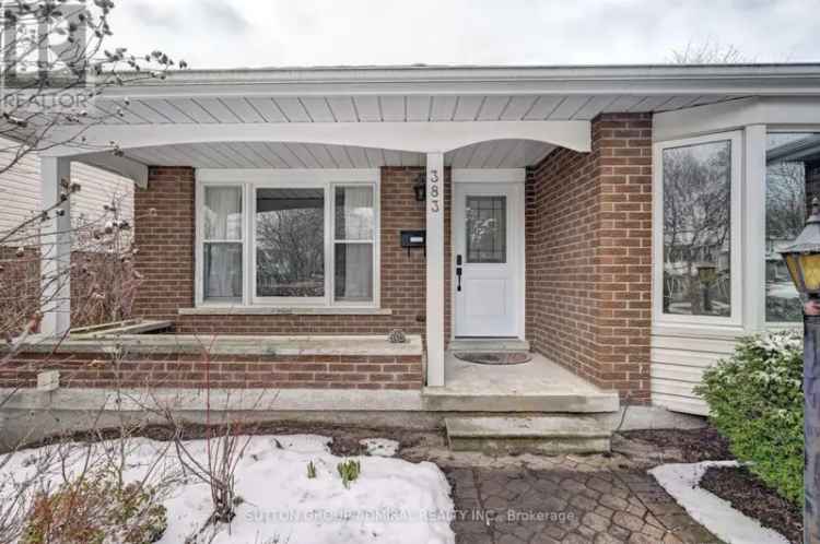 Updated 4-Bedroom Home in Beechwood 2000+ Sqft