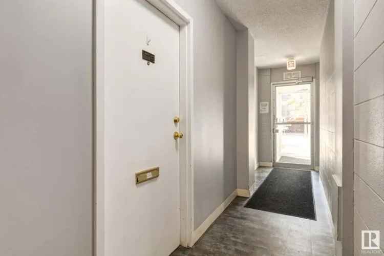 2-Bedroom Condo near U of A - Walk to Campus and Hospital