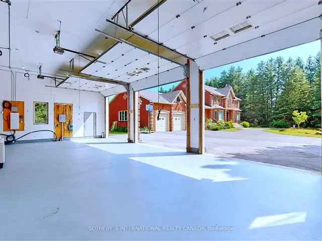 House For Sale in Uxbridge, Ontario