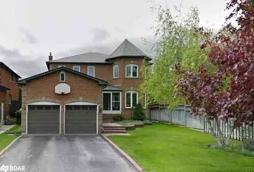 House For Sale In Barrie, Ontario