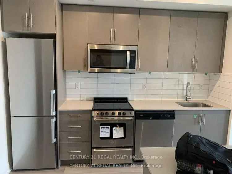 House For Rent in 509, Dundas Street West, Whitby, Ontario