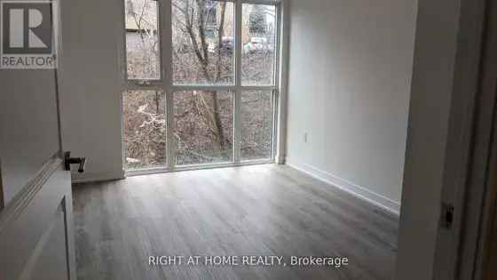 2 rooms apartment of 656 m² in Toronto