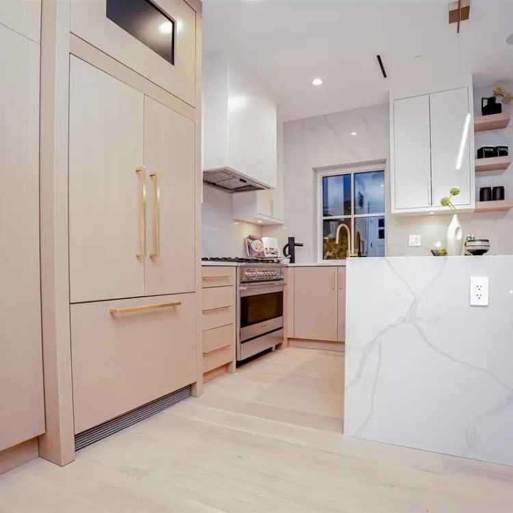 Luxury 3-Bed 3.5-Bath Duplex for Sale in East Vancouver