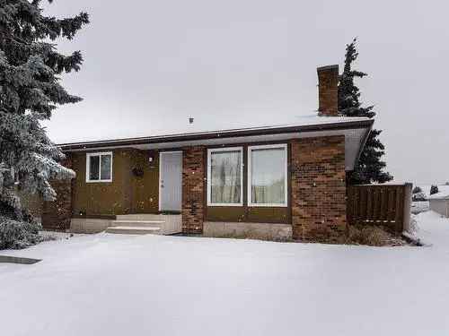 House For Sale In Caernarvon, Edmonton, Alberta