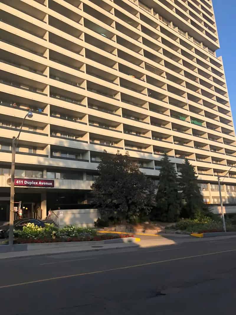Yonge Eglinton Centre Retail Space