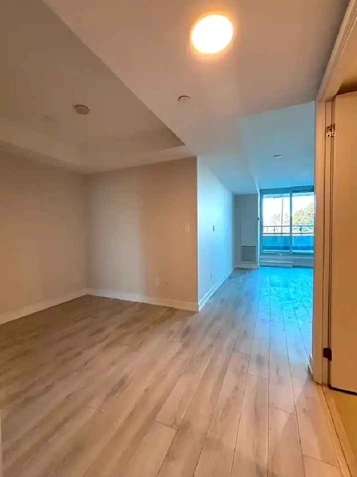 Yorkdale Subway Jr 1 Bedroom Condo Near York University