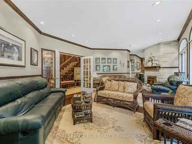 House For Sale in Whitchurch-Stouffville, Ontario