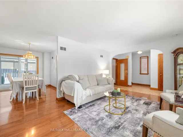 House For Sale in Peterborough, Ontario