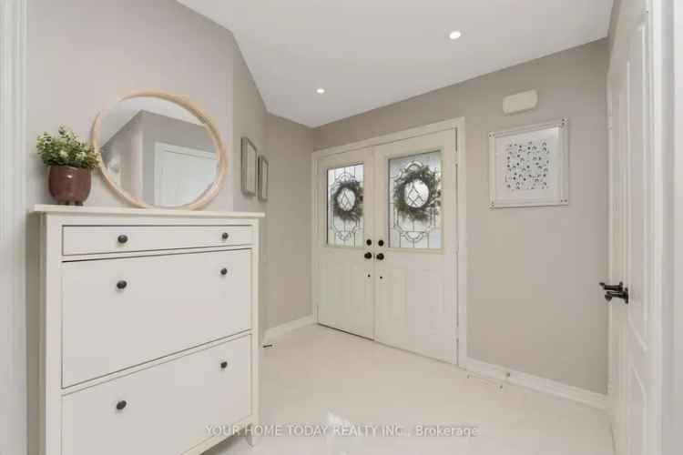 Updated 4-Bedroom Home in Valleywood Family Friendly Neighbourhood