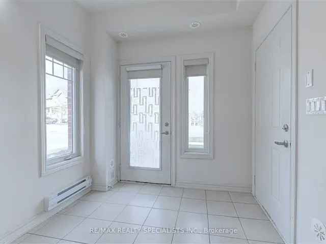 Live Work Townhome 3 Bed Freehold 650 Sq Ft Commercial Unit