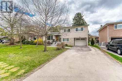 4-Bedroom Family Home In Newtonbrook