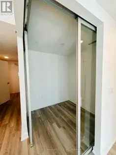 1 room apartment of 37 m² in Toronto