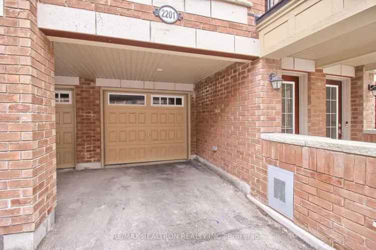 Condo For Sale in Oshawa, Ontario