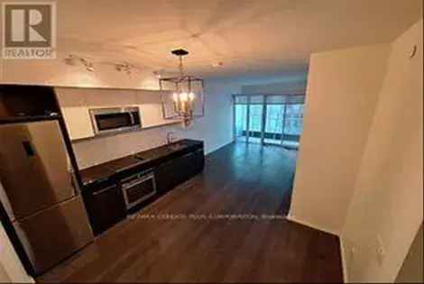 2 rooms apartment of 313 m² in Toronto