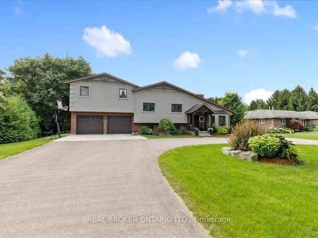 Luxury 4-Bedroom Home with Pool and Outdoor Kitchen