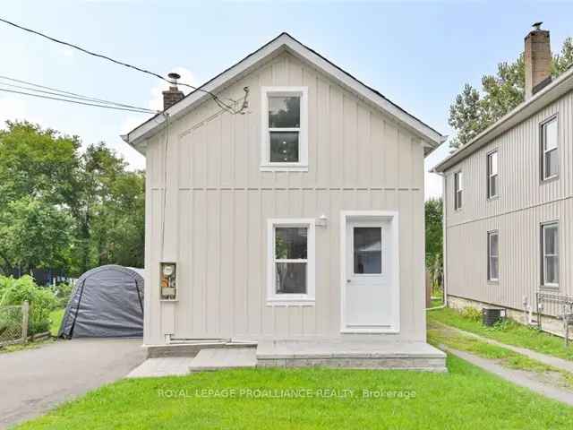 2 Story 3 Bedroom 2 Bathroom Newly Renovated Home