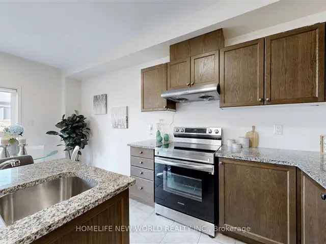 3 Beds 4 Baths Luxury Freehold Townhome in Richmond Green