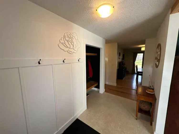 House For Rent in null, Alberta