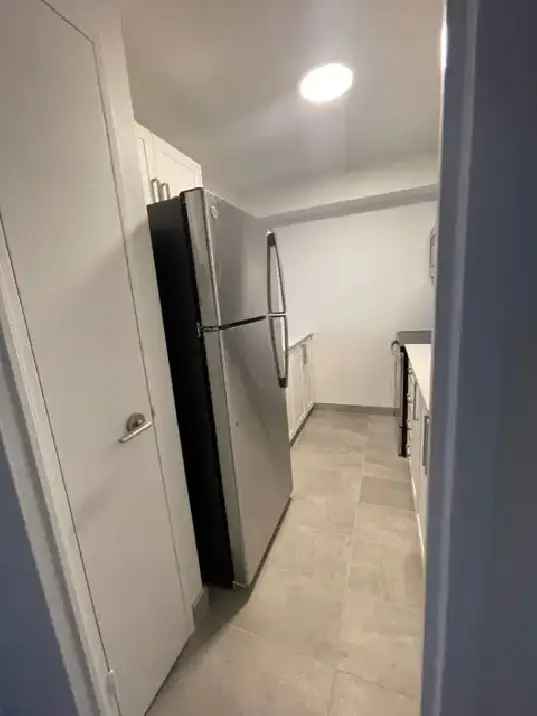 Move in Ready Bachelor Unit available for December 1st, 2024