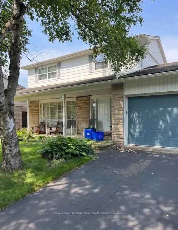 Ravenswood Four-Bedroom Home with Pool and Large Lot