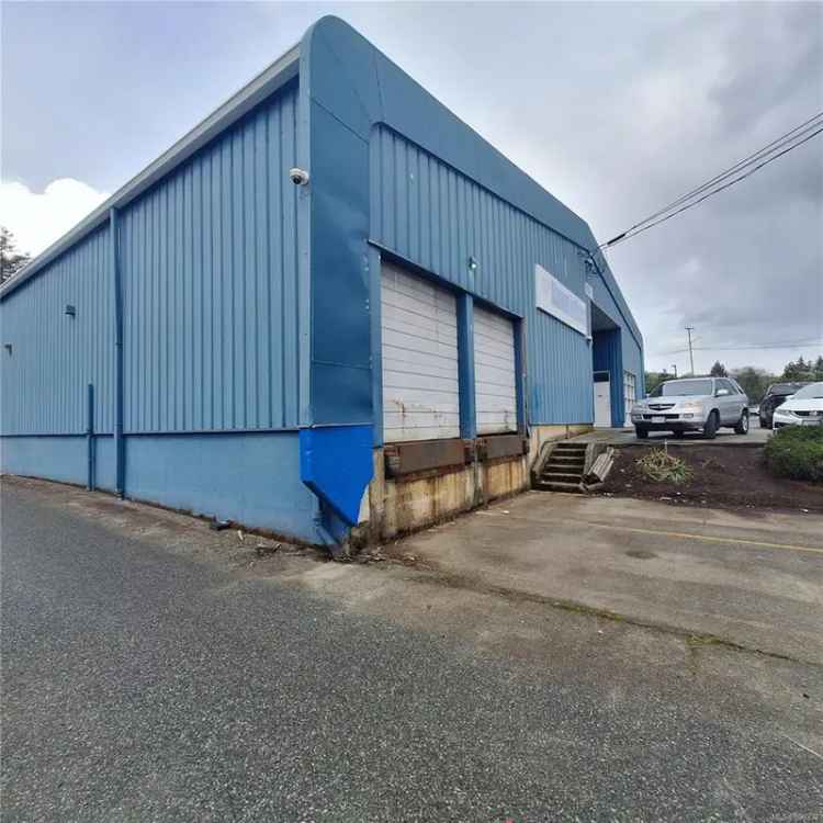 8115 sq ft Industrial Warehouse Space for Lease