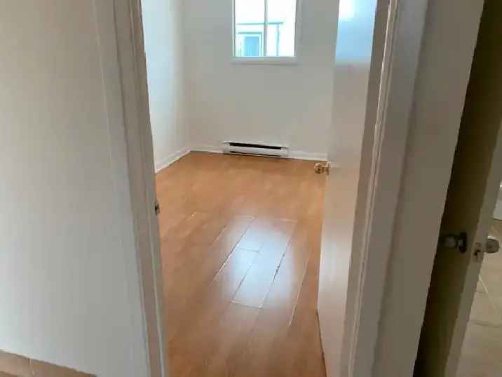 Rent Ground Floor Two Bedroom Apartment in Newly Renovated Hawkesbury