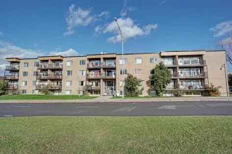 2 rooms apartment of 65 m² in Quebec