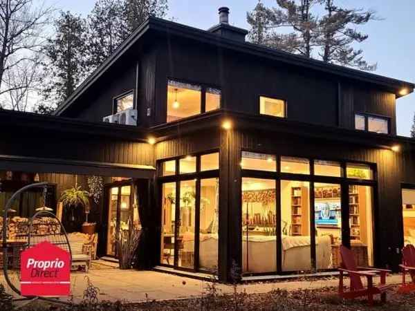 Contemporary Lakefront Home for Sale Laurentides