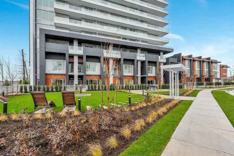 Condo For Sale in Township of Langley, British Columbia