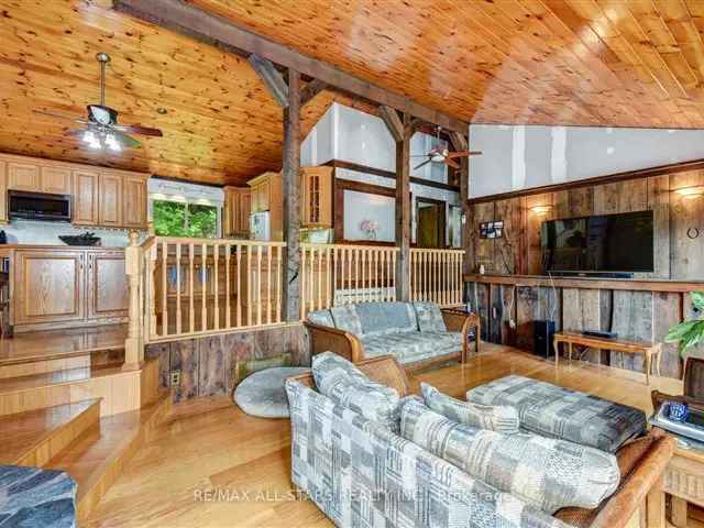 Muskoka Waterfront Oasis 4BR 2BA Pool Hot Tub