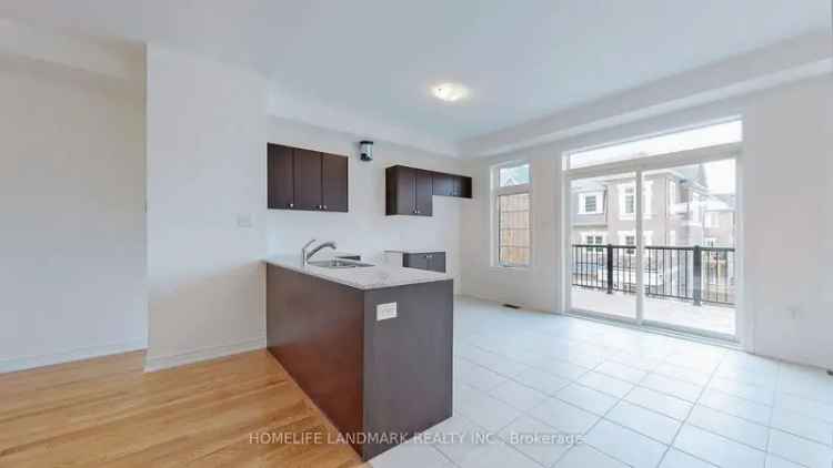 Luxury Modern Freehold Townhouse For Sale Family Friendly Community