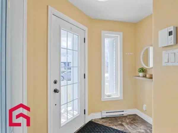 Bungalow for Sale Montérégie Family Home