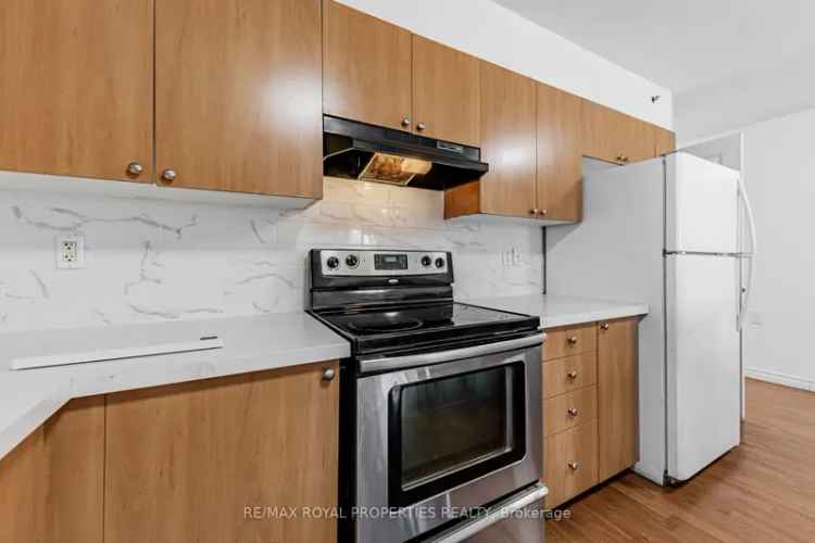 2+2 Bedroom Home Near Victoria Park Subway Station