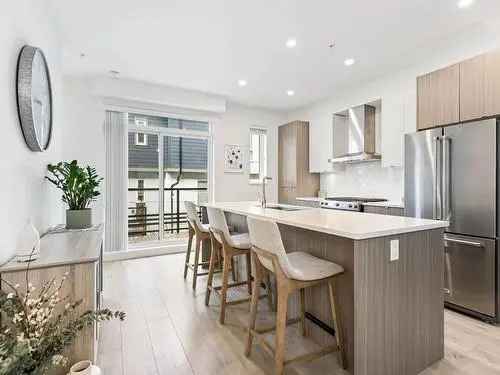 3 Bedroom Townhouse For Sale in Willoughby Langley BC