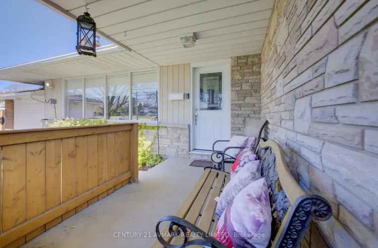 Updated 3-Bedroom Bungalow Near Sunset Beach