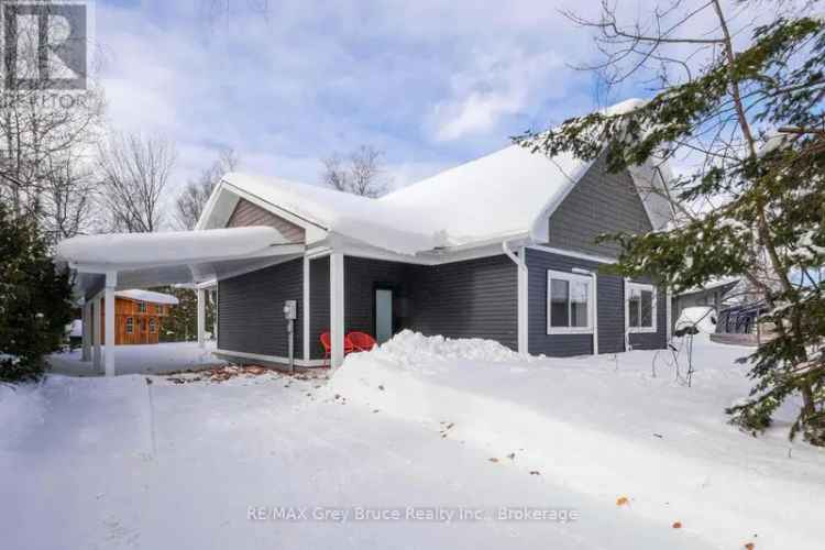 3-Bedroom Beachfront Home with Modern Amenities