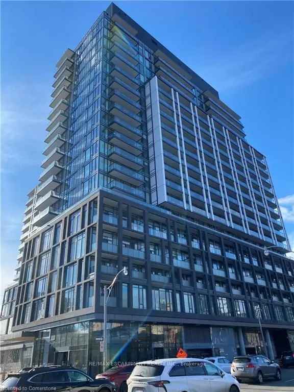 Downtown Condo Lease 3 Bed 2 Bath Parking