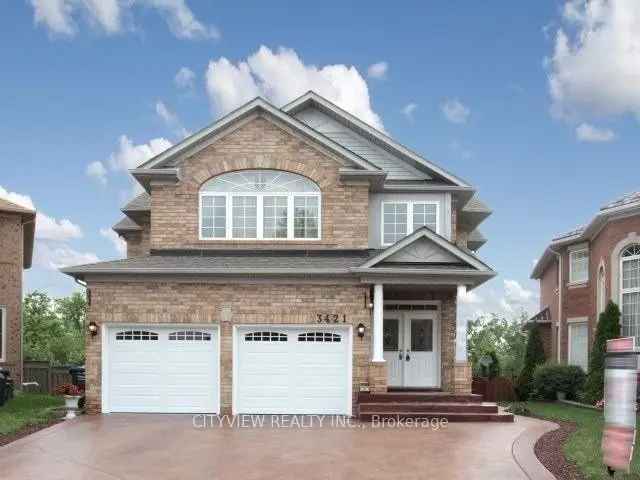 House For Rent in Mississauga, Ontario