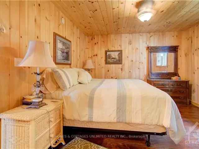 House For Sale in Lanark Highlands, Ontario