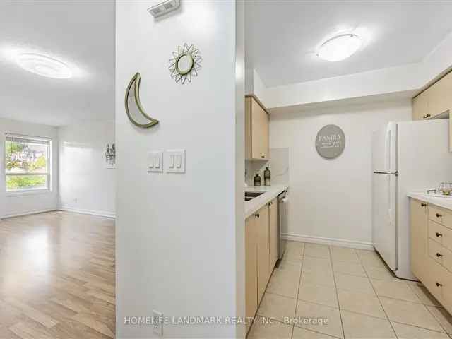 2 Bedroom Townhome Near 401 404 - Newly Renovated