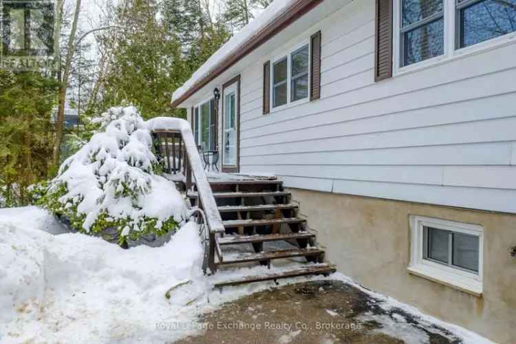 Lake Huron 3-Bedroom Raised Bungalow - Beachside Living