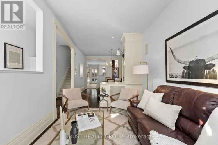 House For Sale in 648, Wellington Street West, Toronto, Ontario