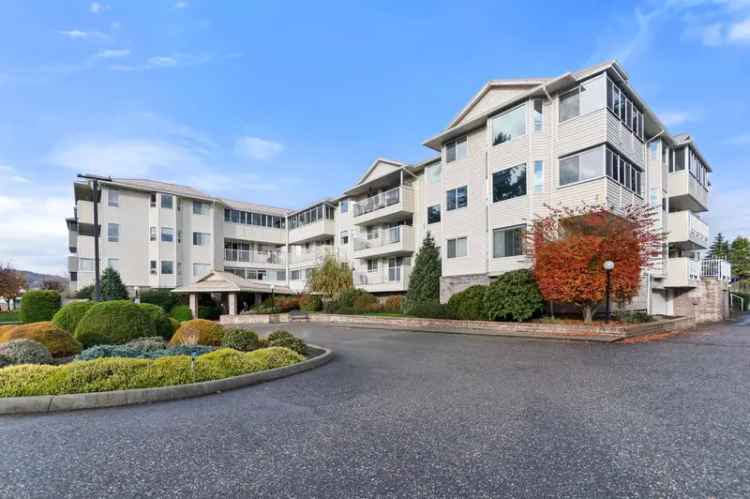 A $379,900.00 Apartment/Condo with 2 bedrooms in Chilliwack Proper South, Chilliwack