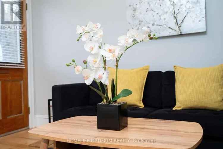 2+1 Bedroom Semi-Detached Home Near Harbourfront Park