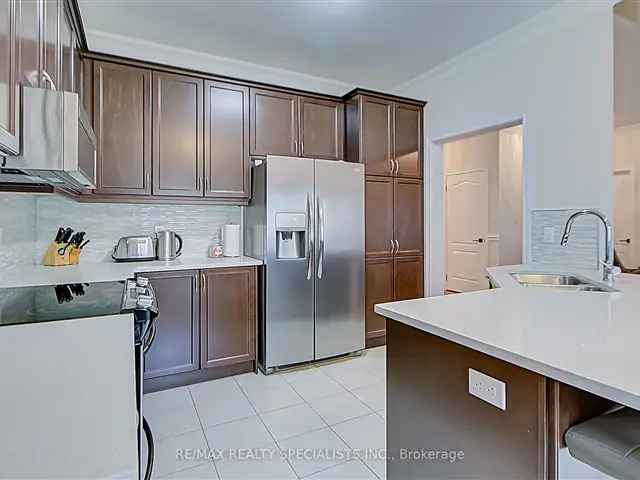 Condo For Sale in Brampton, Ontario